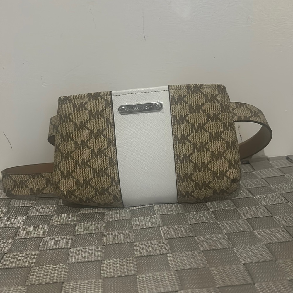 Michael Kors Belt Bag NWT